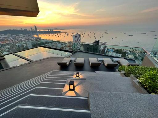 Secret Gem Sea-View King Size EDGE Central Pattaya - Housity