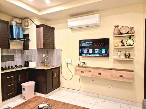 Comfortable & Lovely 1 Bed Apt In Bahria Town - Housity