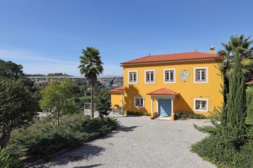 FLH Gaia Quinta de Sá - Country House - Housity