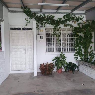 Homestay Cempaka Star - Housity