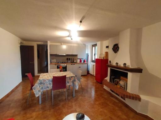 Appartamento bilocale- Il nido sui tetti di Varese - Housity