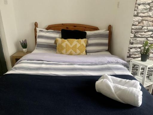 Uplands View, Richmond Tce, Flat 1 - Housity