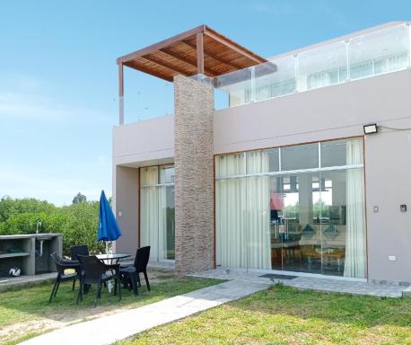 Exclusiva casa de campo en Condominio La Hacienda - Ica - Housity