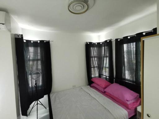 JRLB PLACE - Accommodation in Concepcion, Tarlac - Housity