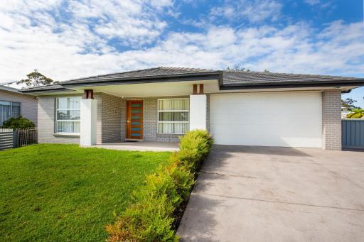 La Belle Vie 1 Min Walk to Basin Walking Track - Housity