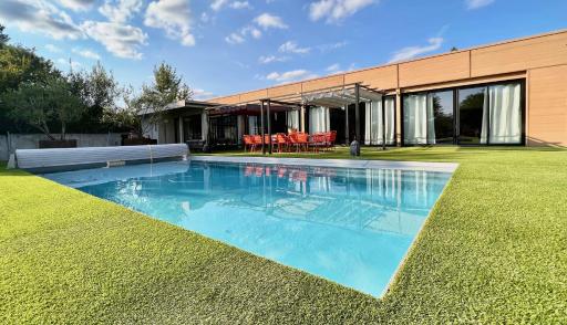 L'atelier Insolite - Piscine chauffée - Housity