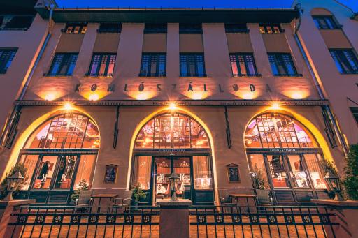 Komló Hotel Gyula - Housity