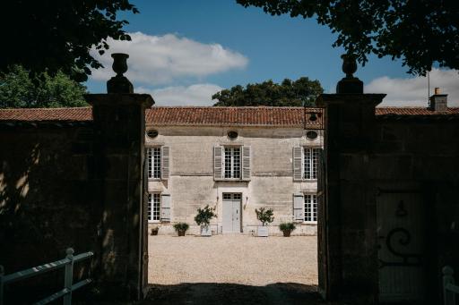 Le Prieuré de Bourg Charente - Housity