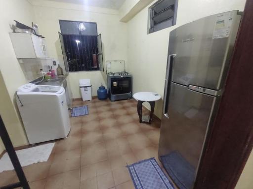 Apartamento ou Quitinete privativos - Housity