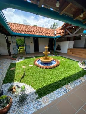 Tres Tejados Casa de Campo - Housity