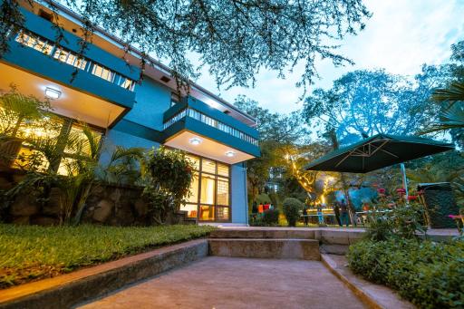 Pangolin Nest Boutique Hotel - Housity