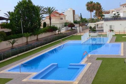 Residencial Mediterráneo apartamento de lujo - Housity