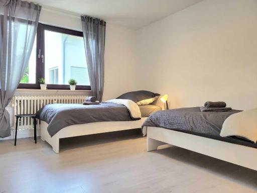 Cozy & Modern 4 Room Flat near Hanau - Housity