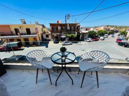 XENIOS SUITES - Housity