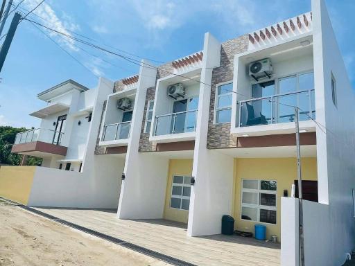 Popular Beachside Townhouse 2 in La Union - Housity