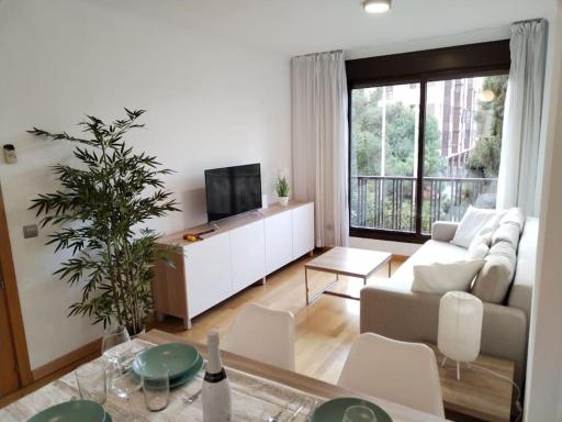 Apartamento amplio, luminoso y confortable CC - Housity
