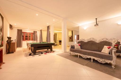 VILLA TARGA - Housity