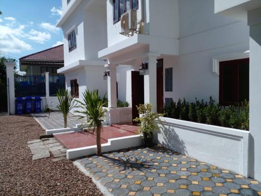 Ban Saylomleng Residence - Housity