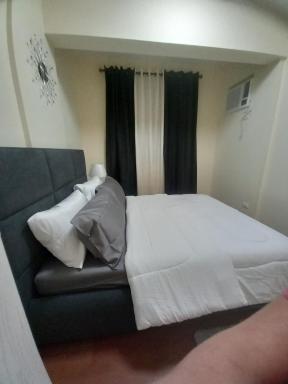 CONDO 2 BEDROOM AT MAGALLANES RESIDENCES - Housity
