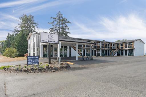 Silver Sands Motel - Housity