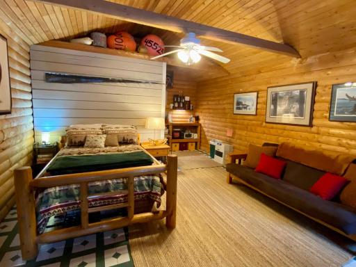 Kobuk’s Kabin - Housity