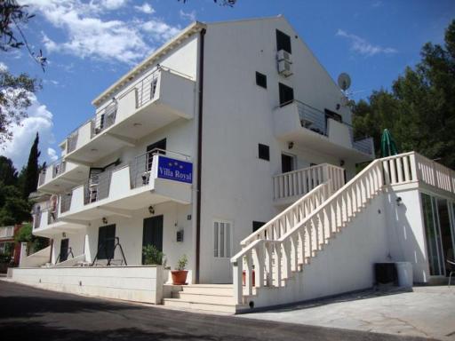 Villa Royal - Housity