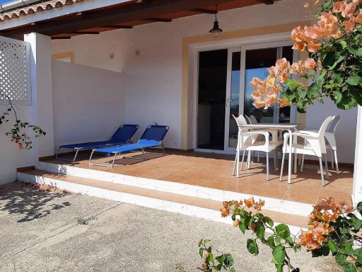 Studio andalou , campagne , chevaux , piscine commune - Housity