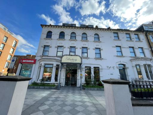 Pembury Hotel at Finsbury Park - Housity