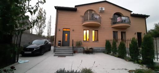 2 -х Этажный Таунхаус в Касахе со всеми удобствами! - Housity