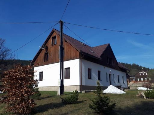 Byt 4+kk v klidné části obce Bedřichov - Housity