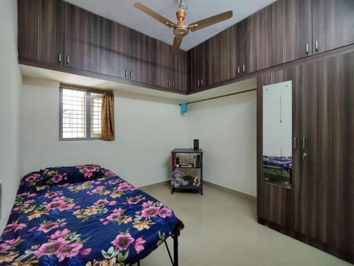 Comfy 2-bedroom House in Sanjaynagar, Bengaluru - Housity