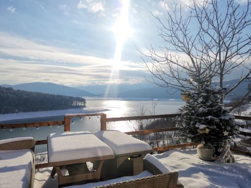 Moon Lake Bicaz - Casa Imero - Housity