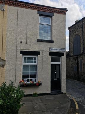 Darlington Chuch End Town House with 2 Bedrooms - Housity