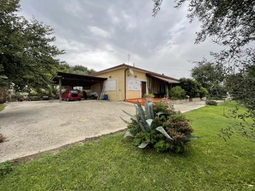 Villa Elena - Housity