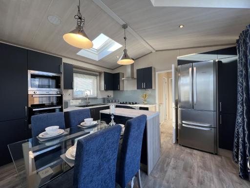 Stewarts Resort Lodge 49 - Housity