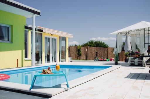 Bungalow Lux - Housity