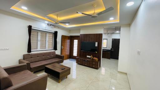 Luxurious 3 BHK Villa In Bhuj - Shivani Homestay - Housity