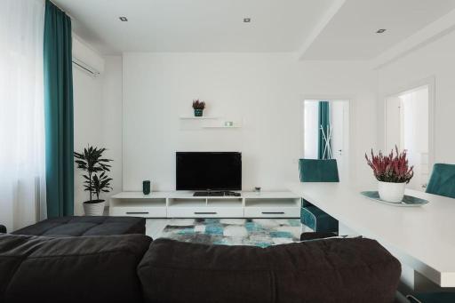 Ambassador Apartment - Housity