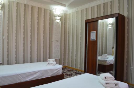 Retro Amir Hotel - Housity
