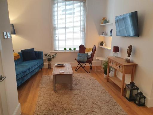 One Bedroom Flat Central Ipswich - Housity