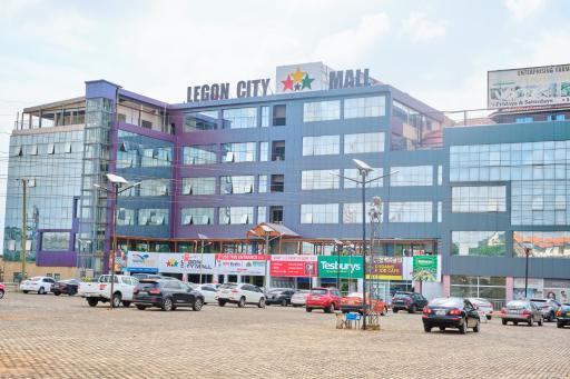 Legon City Mall Short Stay Apartments for Business and Vacation - East Legon - Hizvo