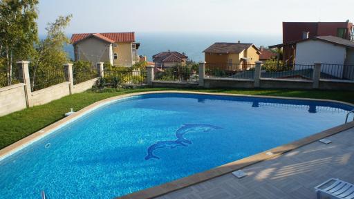 Summer Breeze Villa - Housity