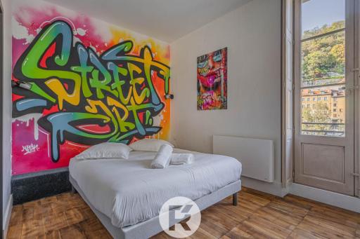 R'Apparts Studio Street Art - Housity
