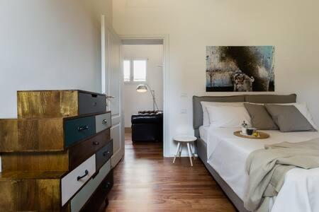 CHARME Appartamento immerso tra le mura bolognesi - Housity