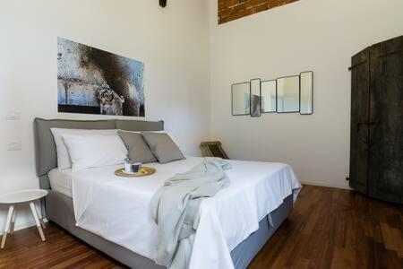 CHARME Appartamento immerso tra le mura bolognesi - Housity