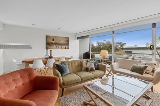 A Touch Of Class - Housity