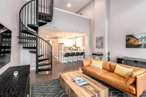 Soaring 2-Bedroom Parkside Loft Walkable to it All - Housity