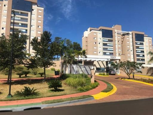 RIB PRETO DUPLEX ENCANTADOR COM PISCINA NO CONDO. - Housity