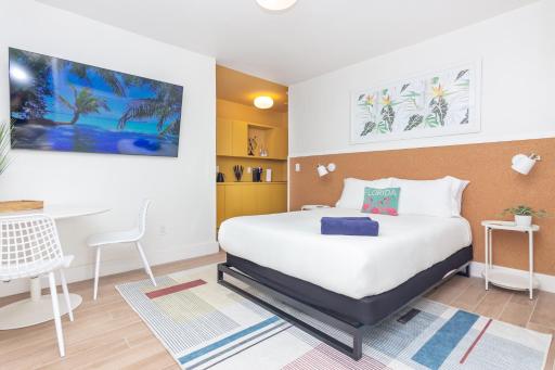 Stylish Studio Apartment In El Portal #1 - Hizvo