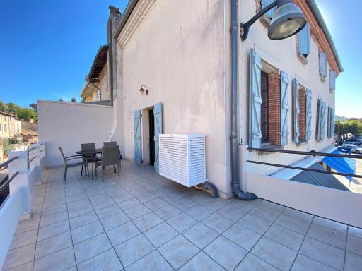 Le charmant - T2 au bord du Tarn - Housity